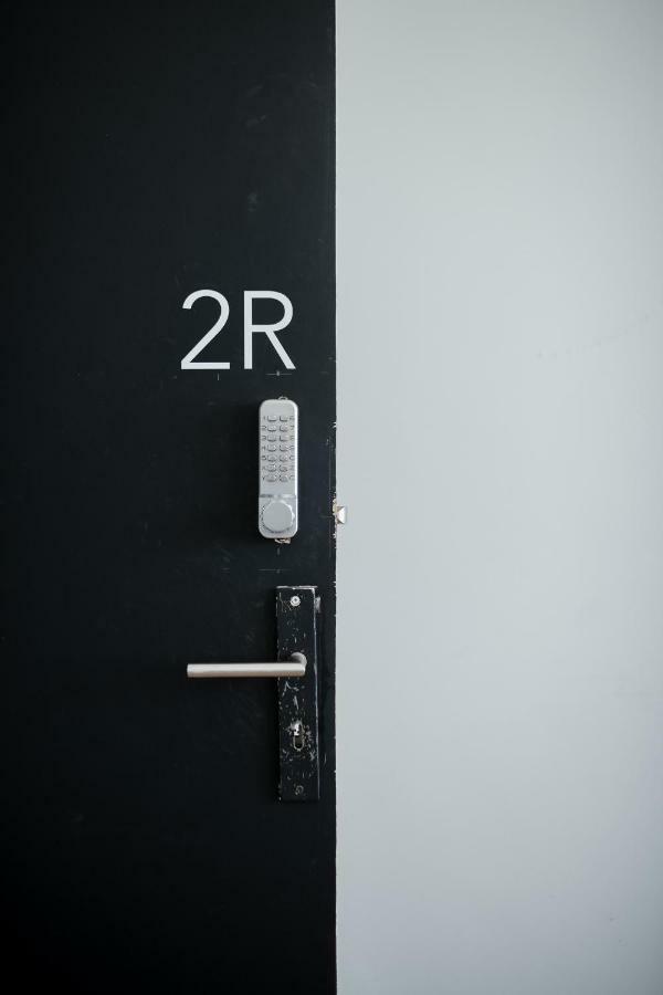 Baixa24 •P2R• Bright Apt In Vibrant Downtown Porto Exterior foto