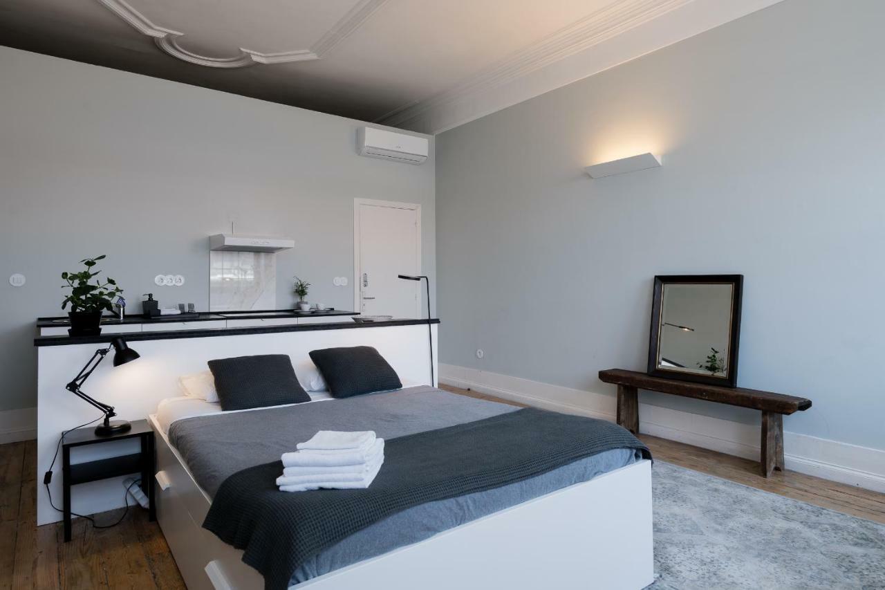 Baixa24 •P2R• Bright Apt In Vibrant Downtown Porto Exterior foto
